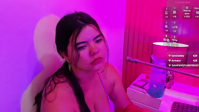 klhoe boobs online show from 02/19/26, 03:46