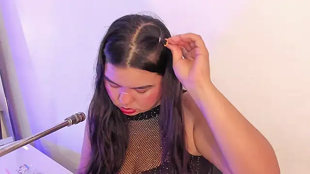 klhoe boobs online show from 04/06/26, 04:32