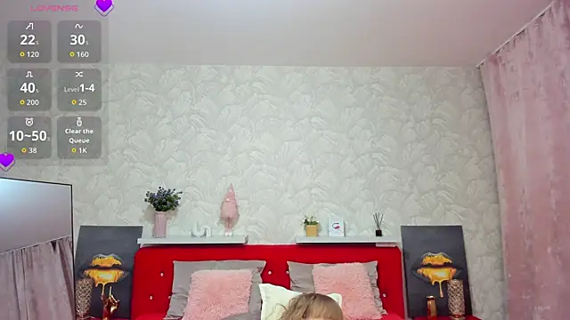 KattyPeachX online show from 12/18/25, 01:22