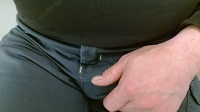 lovewalknaked online show from 11/22/25, 02:38