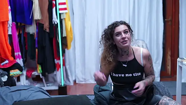 MacTroy online show from 02/10/25, 04:47