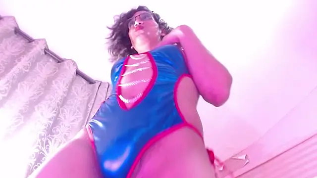 giselle ocampo online show from 02/08/25, 01:11