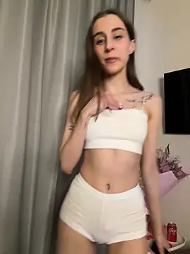 HellPeach online show from 02/03/25, 06:39