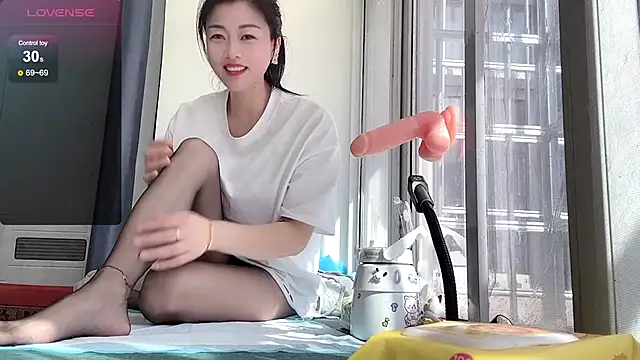 QianF-666 online show from 02/10/25, 05:03