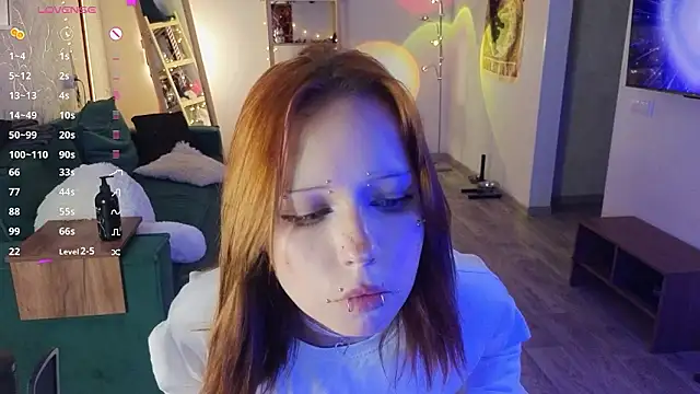 812sunflowerinahat online show from 02/19/26, 02:57