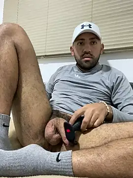 Snapshot of JuanZapata33 chatting on 12/03/24, 11:57 JuanZapata33 online show from 12/03/24, 11:57