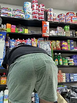 Snapshot of JuanZapata33 chatting on 09/26/25, 04:55 JuanZapata33 online show from 09/26/25, 04:55