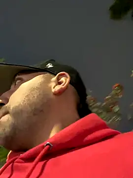 Snapshot of JuanZapata33 chatting on 10/04/25, 11:14 JuanZapata33 online show from 10/04/25, 11:14