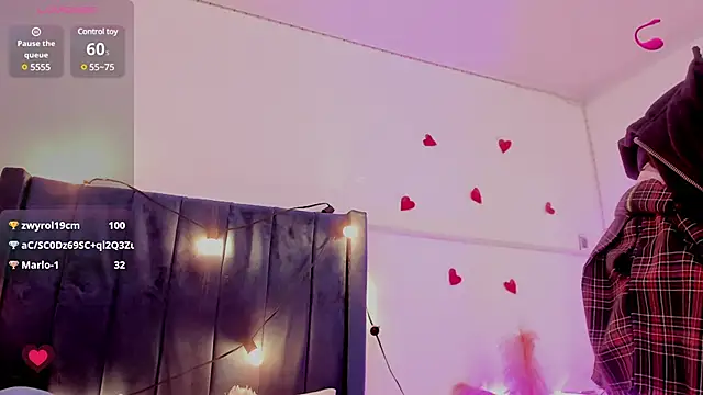 CamiloDoumit online show from 03/10/25, 06:23