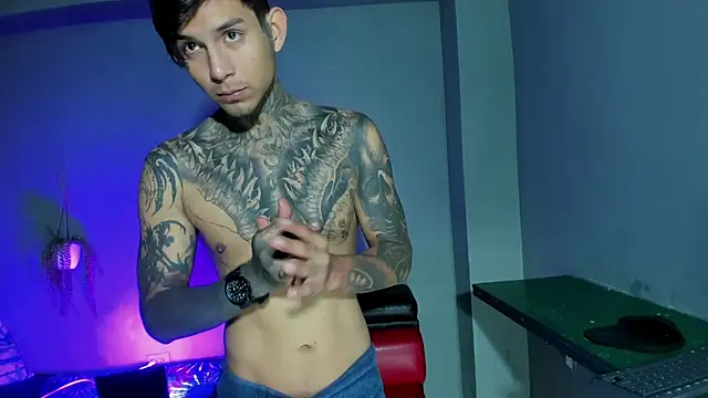 Travistanner 28 online show from 09/25/25, 12:20