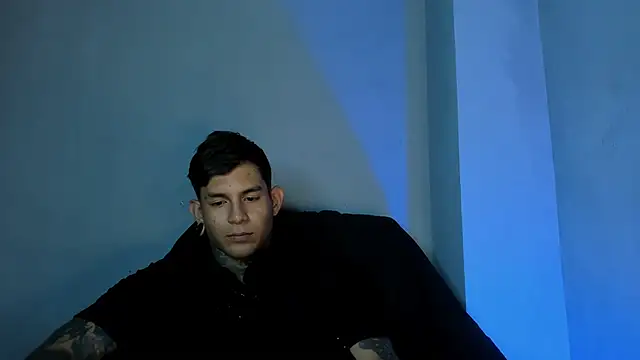 Snapshot of Travistanner_28 chatting on 06/30/26, 01:39 Travistanner 28 online show from 06/30/26, 01:39