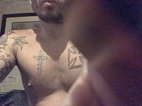 Snapshot of Gman143187 chatting on 12/19/24, 10:45 Gman143187 online show from 12/19/24, 10:45