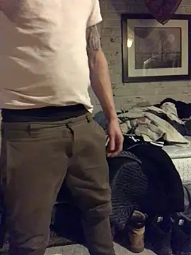 Snapshot of Gman143187 chatting on 02/01/25, 01:55 Gman143187 online show from 02/01/25, 01:55