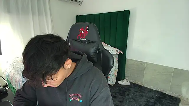 man dur07 online show from 02/28/26, 04:57