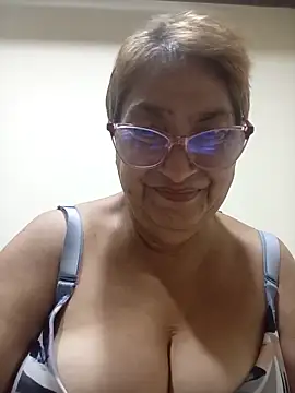 Snapshot of florecita69 chatting on 02/21/26, 02:23 florecita69 online show from 02/21/26, 02:23