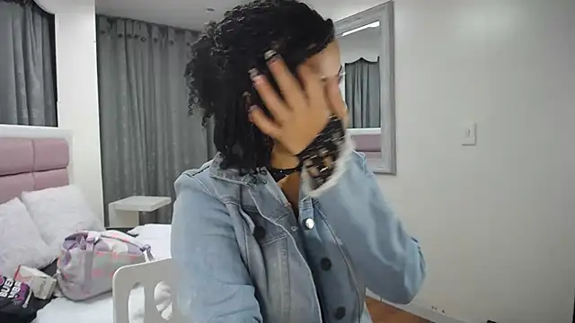 Mayaa ross online show from 02/04/25, 12:40