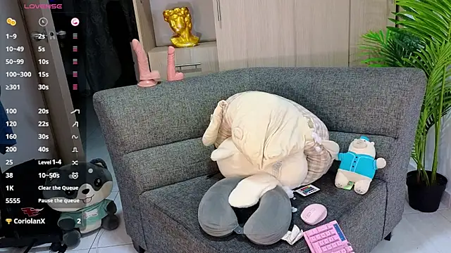 zackary 0 online show from 02/23/25, 03:24