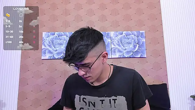 Ryan Clark  online show from 12/01/24, 08:31