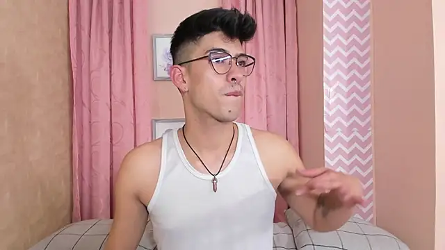 Ryan Clark  online show from 12/18/24, 08:36