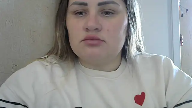 Snapshot of Honeydew-Waves chatting on 11/19/25, 07:19 Honeydew-Waves online show from 11/19/25, 07:19