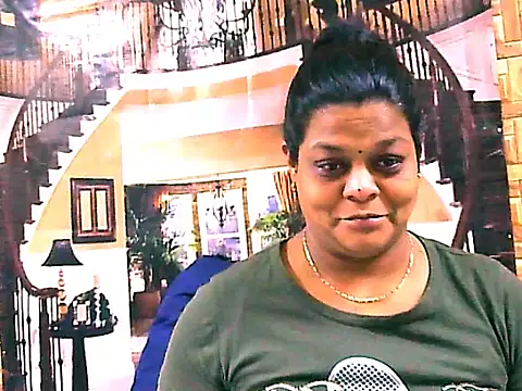 indianCherryPie online show from 09/26/25, 05:44