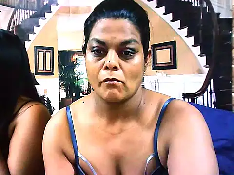 indianCherryPie online show from 10/15/25, 07:03