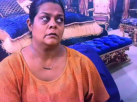 indianCherryPie online show from 02/19/26, 05:14