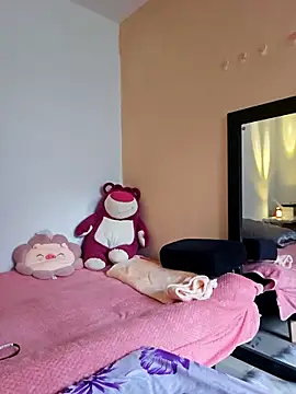 Selena blake online show from 02/18/25, 10:47