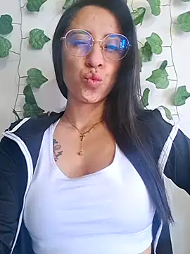 VALERY-03  online show from 10/06/25, 12:02