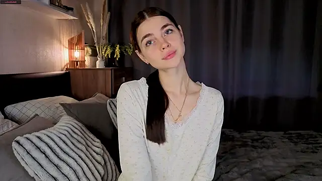 MaryJacksoon online show from 11/14/25, 07:51