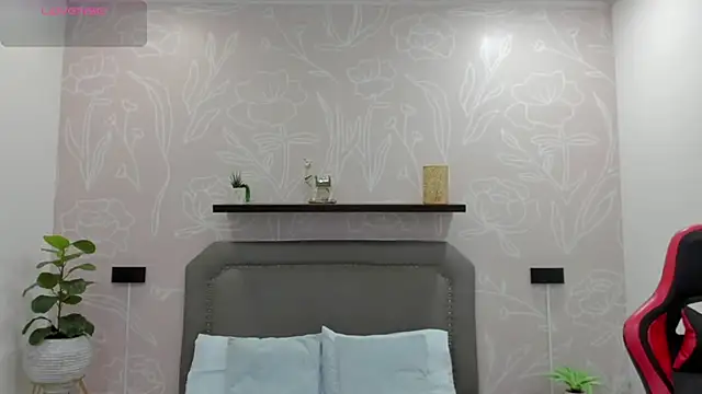 angelica dymond online show from 02/20/25, 12:04