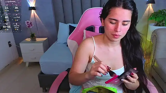 angelica dymond online show from 10/09/25, 12:36