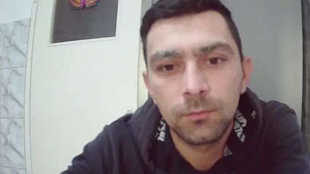 Snapshot of the_hot chatting on 12/14/24, 12:01 the hot online show from 12/14/24, 12:01