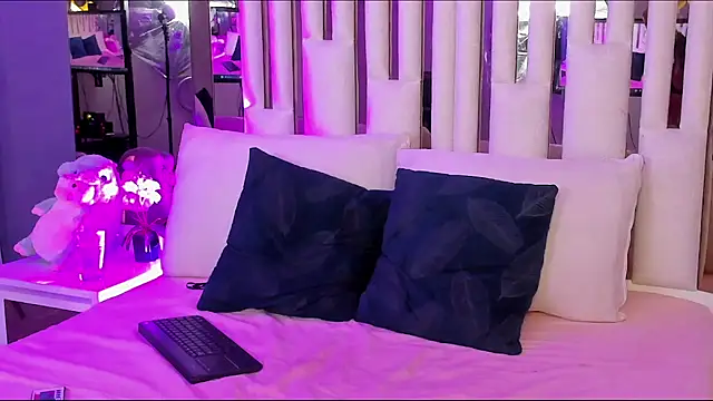 Kitty Eliffe online show from 01/24/25, 07:18