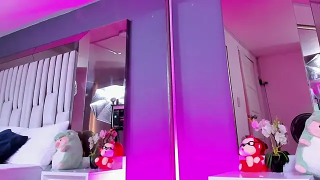 Kitty Eliffe online show from 02/28/25, 10:28