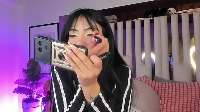 Kitty Eliffe online show from 10/03/25, 10:51