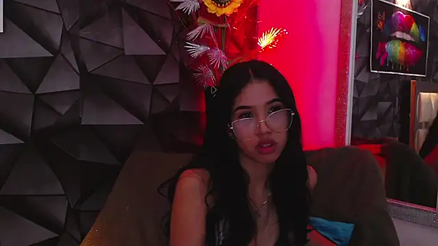 ava jhonsson online show from 12/17/24, 06:42