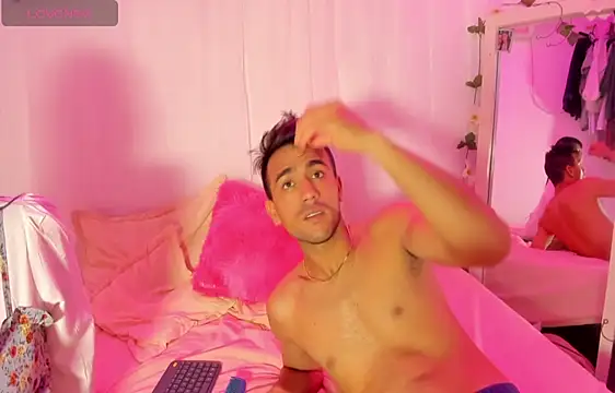 Snapshot of catalina_and_roger chatting on 02/10/25, 08:53 catalina and roger online show from 02/10/25, 08:53