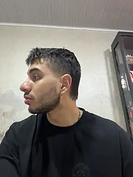 Amadeo Wild online show from 03/18/26, 01:14