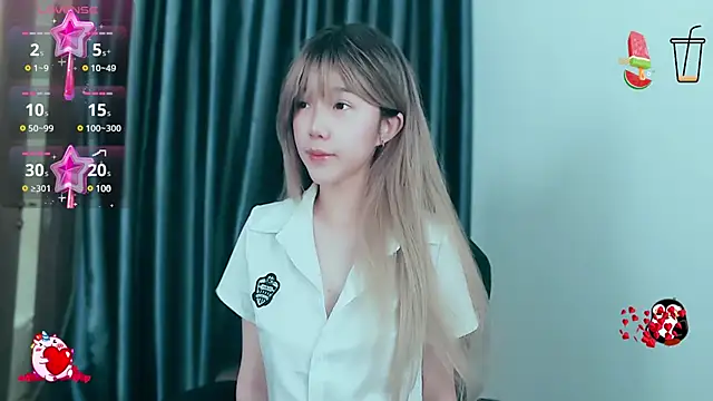 Snapshot of -Poison-Ivy- chatting on 12/29/24, 09:41 -Poison-Ivy- online show from 12/29/24, 09:41