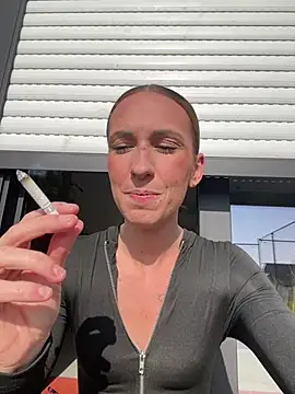 lola tentatiion online show from 03/02/25, 01:49