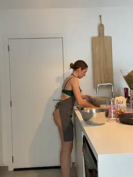 lola tentatiion online show from 03/04/25, 09:18