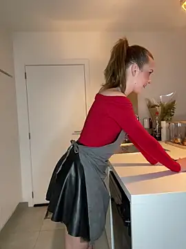 lola tentatiion online show from 03/08/25, 08:46