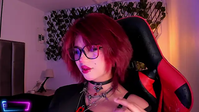 Kitty Gang online show from 09/10/25, 02:11