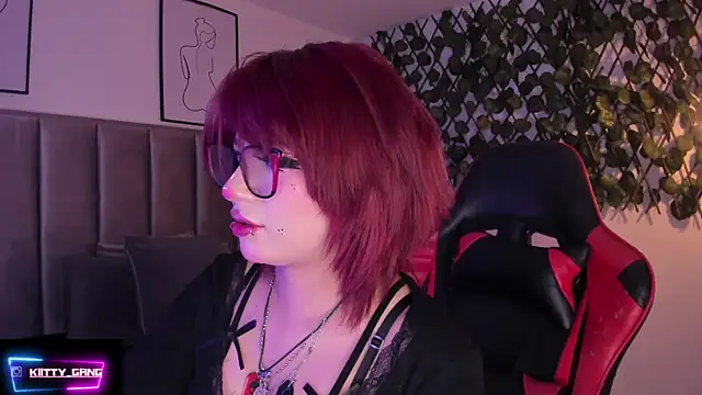 Kitty Gang online show from 09/20/25, 02:45