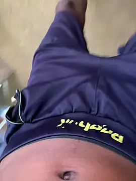 Snapshot of ShroveRising chatting on 12/09/24, 08:11 ShroveRising online show from 12/09/24, 08:11