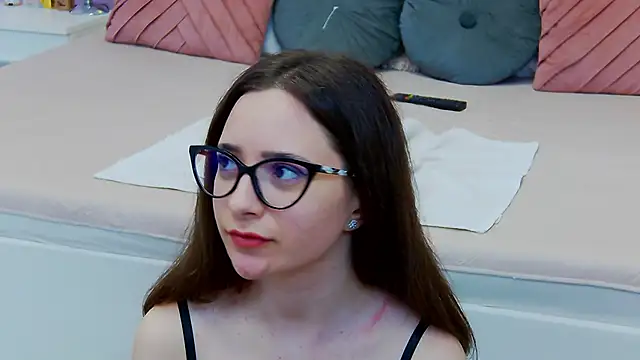 Snapshot of Lenna_Paul chatting on 03/12/25, 07:46 Lenna Paul online show from 03/12/25, 07:46