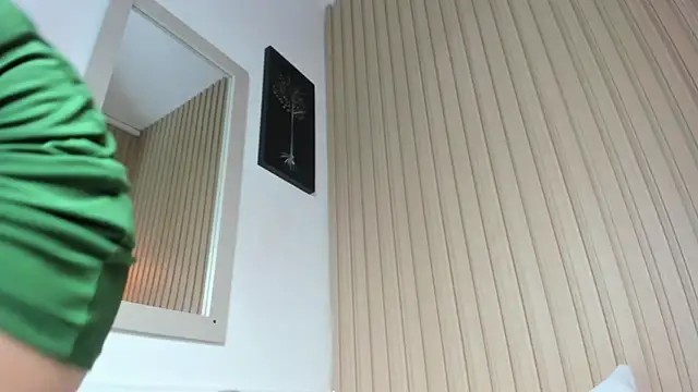 Snapshot of emma_collson chatting on 03/23/25, 02:37 emma collson online show from 03/23/25, 02:37