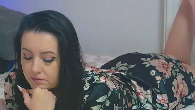 Snapshot of Ariel__Blossom chatting on 12/10/24, 03:44 Ariel Blossom online show from 12/10/24, 03:44