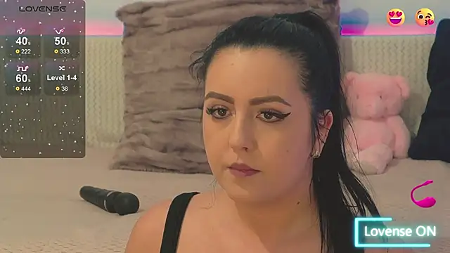 Snapshot of Ariel__Blossom chatting on 01/28/25, 02:21 Ariel Blossom online show from 01/28/25, 02:21